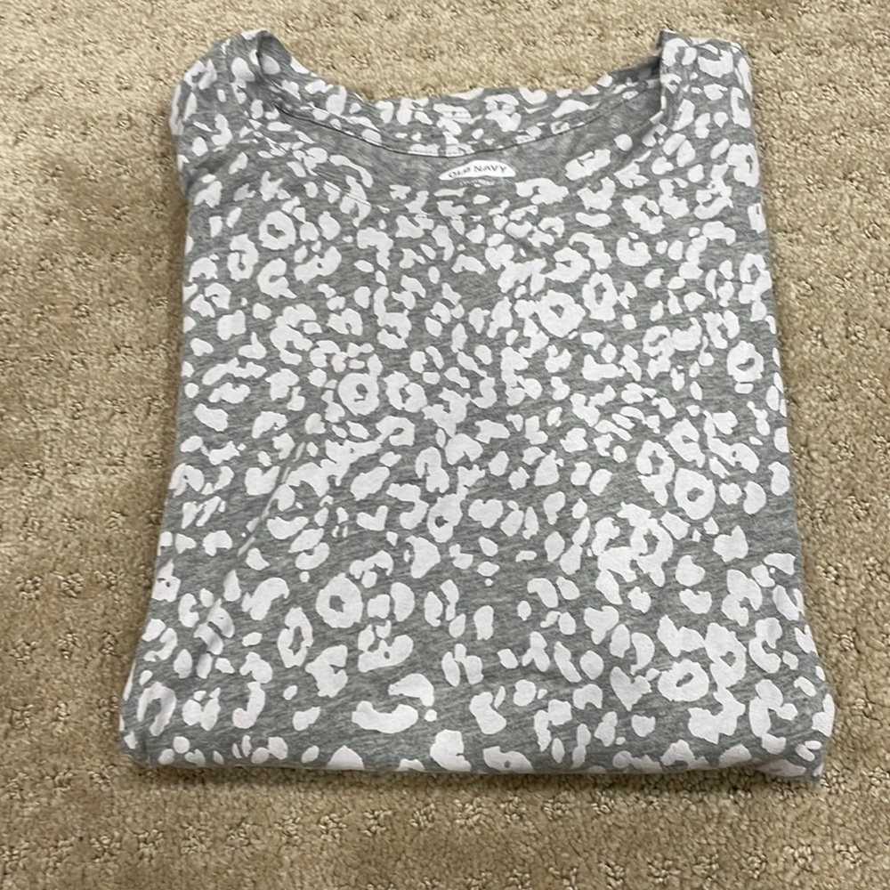 Old navy shirt
